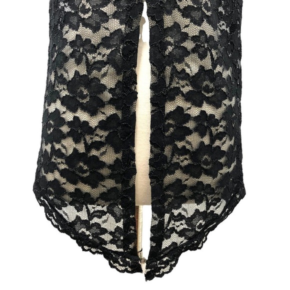 The Perfext Lela Sheer Floral Lace Top Keyhole Slit Back Black Medium NWT - Picture 9 of 12